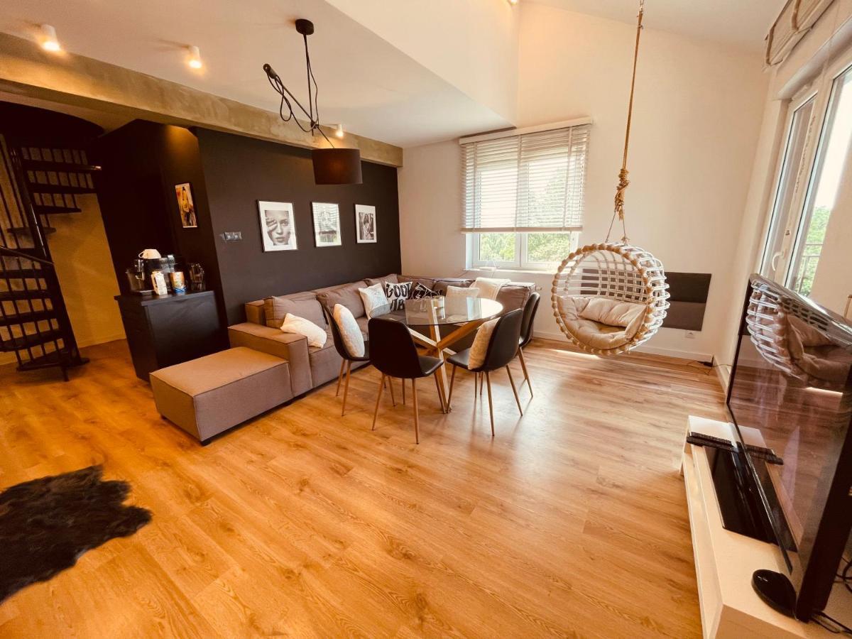 Apartamenty Ktw Penthouse Z Tarasem Katowice Bagian luar foto